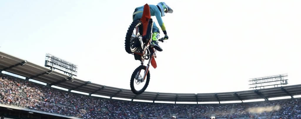 Destin Cantrell at Anaheim Stadium, Harvest Event