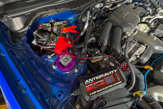 Antigravity SC-4 Super-Charger Antigravity SC-4 Super-Charger with fast 4A charge rate for motorcycle/powersports batteries and more